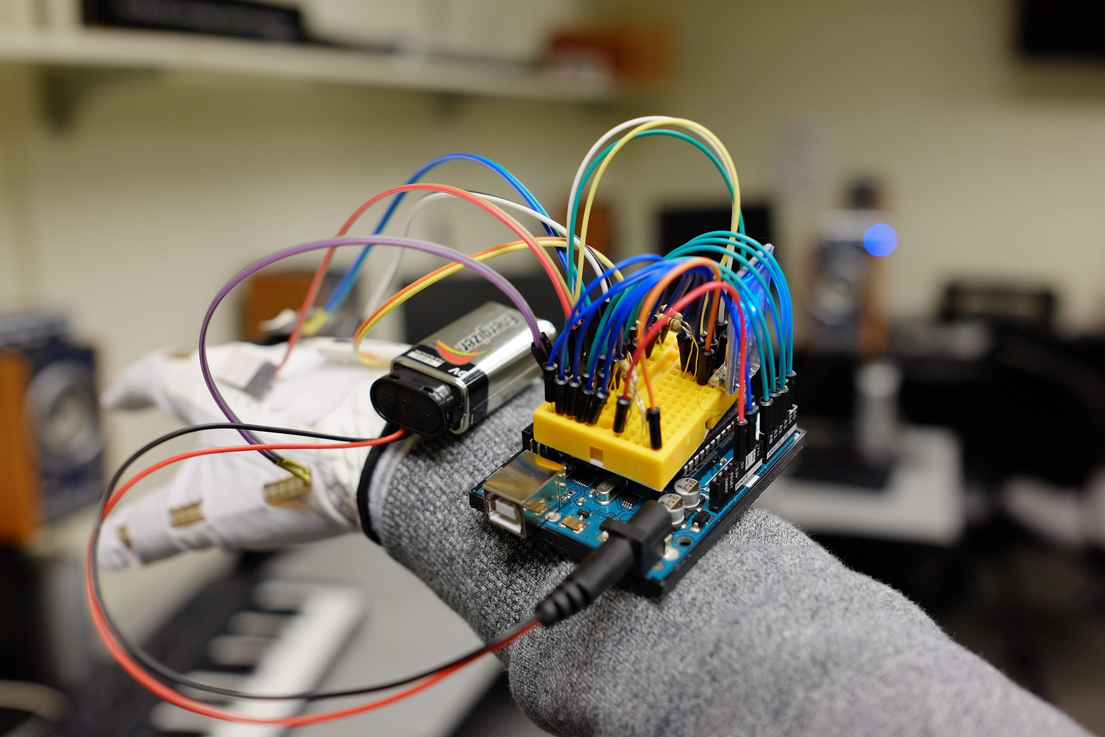 Sensor glove